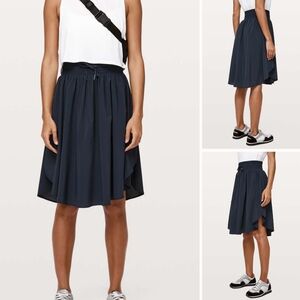 LULULEMON Skirt, In Navy Size 4
